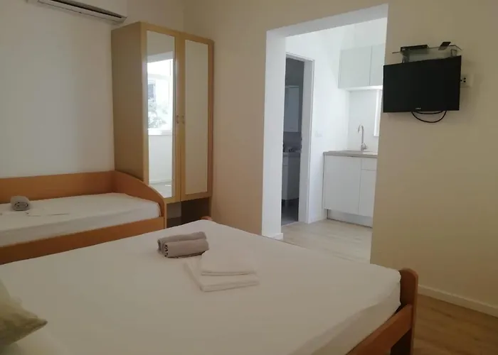 Apartment Maestral