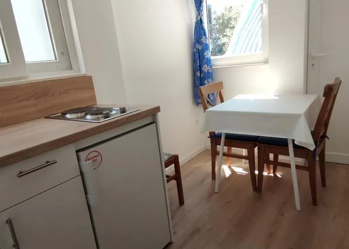 Maestral Apartment *