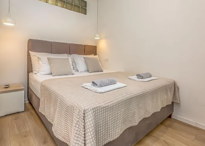 Apartment Maestral